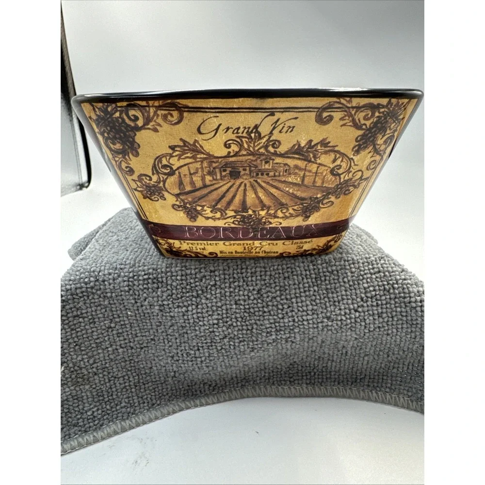Grand‎ Vin Bordeaux Certified International Ceramic Square Bowl Brown & Cream